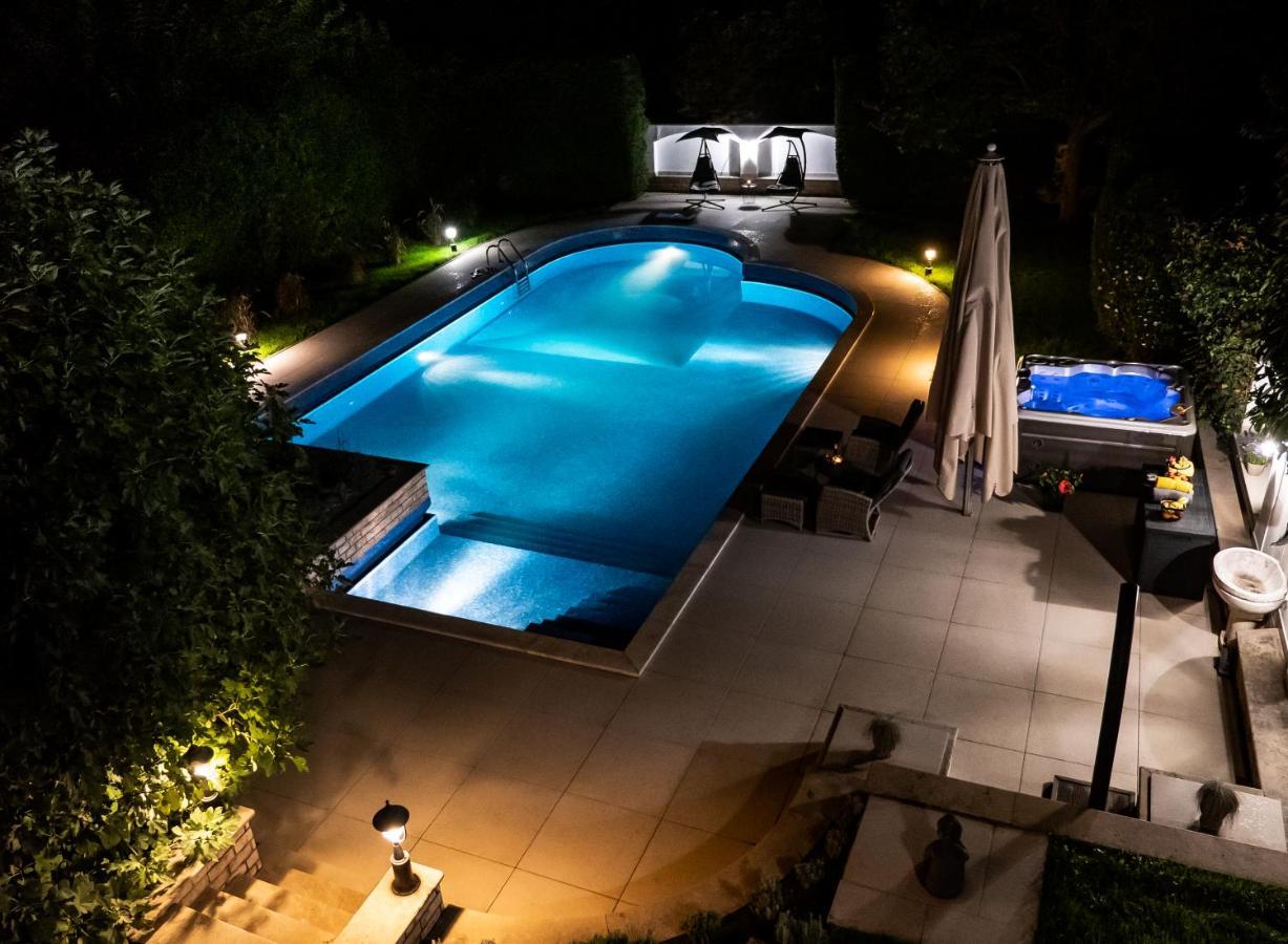 Fuege Villa Luxury & Wellness Balatonfüred Extérieur photo